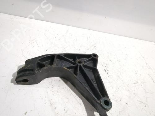 Used Engine mount Engine mount 32463954 32463954