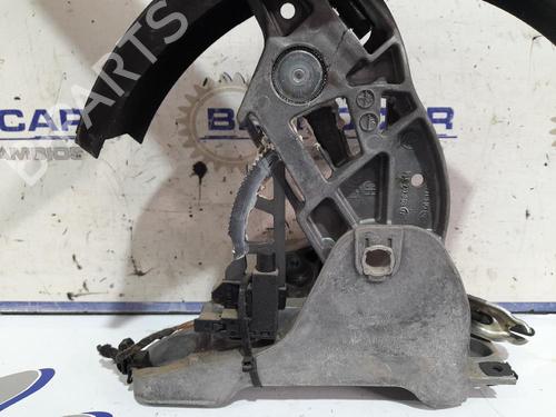 Hand brake SEAT LEON (1P1) 1.9 TDI | BP31540698I18 - Image 6