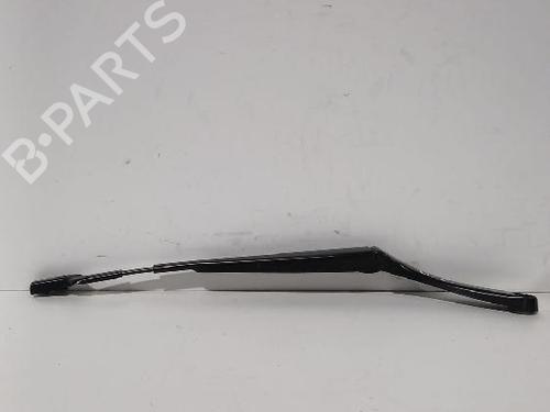 Used Front windshield wiper arm VW T-ROC (A11, D11) 1.6 TDI (115 hp) 31568028