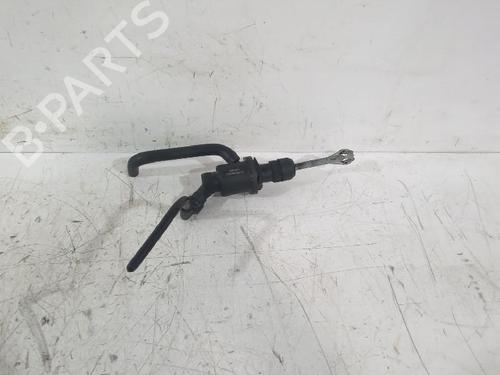 Used Clutch slave cylinder SUZUKI SWIFT III (MZ, EZ) 1.3 (RS413, ZC11S) (92 hp) 32490139