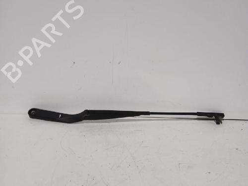 Used Front windshield wiper arm Front windshield wiper arm VW POLO IV (9N_, 9A_) 1.9 SDI (64 hp) 31568673 31568673