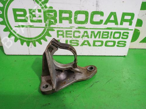 Used Support RENAULT GRAND SCÉNIC II (JM0/1_) 1.6 Flex (112 hp) 31549340