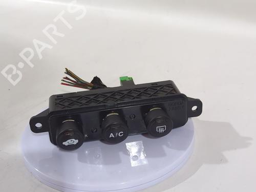 Used Climate control Climate control 39067271 39067271