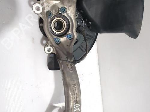 Used Right front steering knuckle Right front steering knuckle VW PHAETON (3D1, 3D2, 3D3, 3D4, 3D6, 3D7, 3D8, 3D9) 3.0 V6 TDI 4motion (240 hp) 31567404 31567404