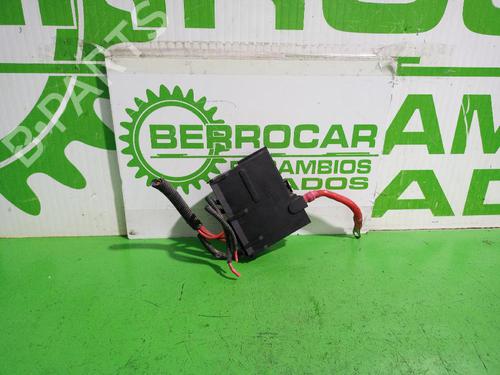 Used Fuse box FORD FIESTA V (JH_, JD_) 1.4 TDCi (68 hp) 31552957