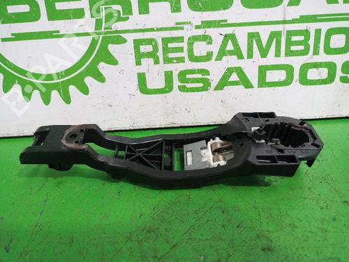 Used Rear right exterior door handle Rear right exterior door handle SEAT ALTEA XL (5P5, 5P8) 1.4 TSI (125 hp) 31546338 31546338