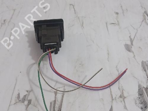 Headlight switch TOYOTA AURIS (_E15_) 1.33 Dual-VVTi (NRE150_, NRE150R) | BP31564498I24 