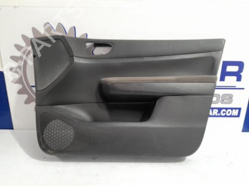 Høyre frontpanel MITSUBISHI ASX (GA_W_) 1.6 MIVEC (GA1W) (116 hp) 31541237