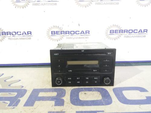 Used Radio SEAT ALHAMBRA (7V8, 7V9) 2.0 TDI (140 hp) 31569609