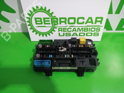 Used Fuse box Fuse box OPEL ZAFIRA / ZAFIRA FAMILY B (A05) 1.9 CDTI (M75) (100 hp) 31543028 31543028