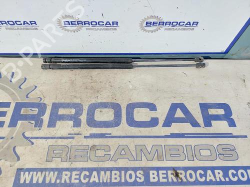 Used Tailgate lift support OPEL ZAFIRA / ZAFIRA FAMILY B (A05) [2005-2019]  31678365