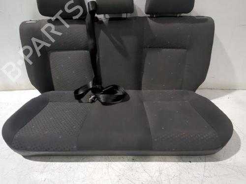 Banco traseiro Banco traseiro VW POLO IV (9N_, 9A_) 1.4 16V (75 hp) 36000958 36000958