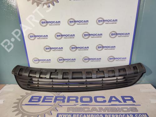 Used Grille Grille 38869052 38869052