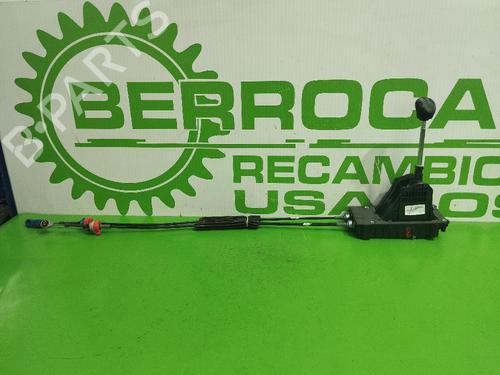 Used Gear lever RENAULT MEGANE II Saloon (LM0/1_) 1.5 dCi (LM1E) (106 hp) 31545545