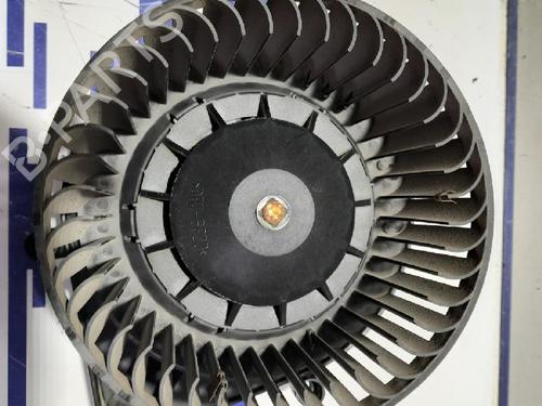 Heater blower motor SEAT EXEO (3R2) 2.0 TDI | BP31539154M62