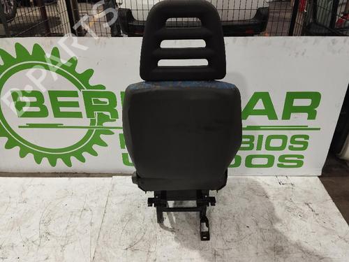 Left front seat IVECO DAILY III Van 2.8 CNG | BP31544201C15 - Image 2