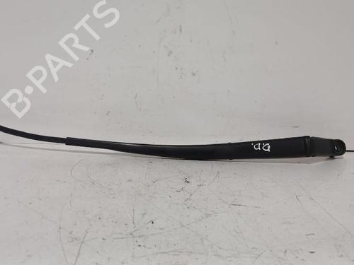 front-windshield-wiper-arm-toyota-yaris-_p9_-2005-2006-2007-2008-2009-2010-2011-2012-2013-2014-32466102 main image