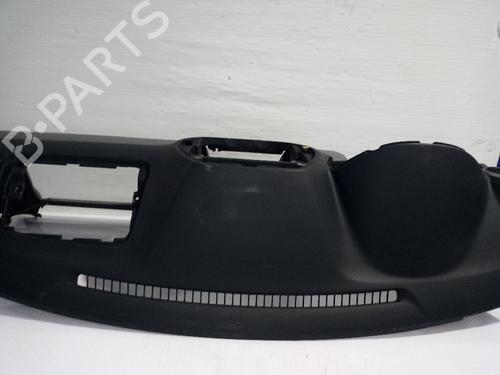 Used Dashboard Dashboard TOYOTA RAV 4 V (_A5_, _H5_) 2.0 VVTi (MXAA52) (150 hp) 31556805 31556805