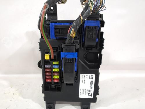 Used Fuse box Fuse box 34714147 34714147
