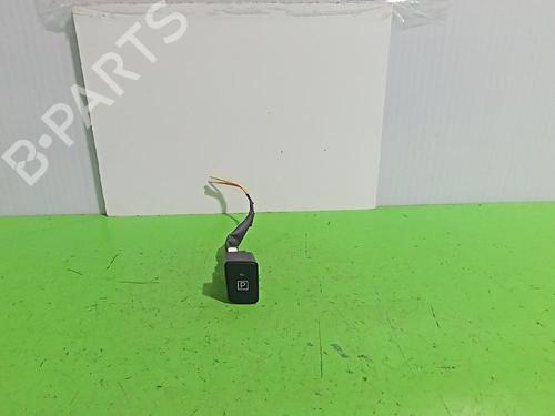 Used Switch TOYOTA AURIS (_E18_) 1.8 Hybrid (ZWE186_, ZWE186R) (136 hp) 31554435