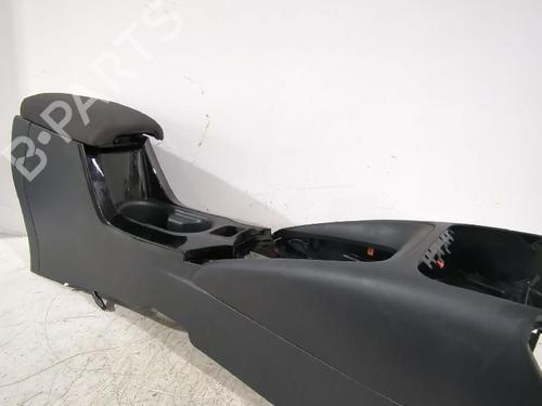 Used Middle console Middle console TOYOTA COROLLA Hatchback (_E21_, _EA1_, _EH1_) 1.8 VVTi Hybrid (ZWE219) (140 hp) 31567707 31567707