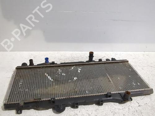 Radiador de água Radiador de água FIAT PUNTO Convertible (176_) 60 1.2 (176AR_, 176BR_) (60 hp) 35799730 35799730