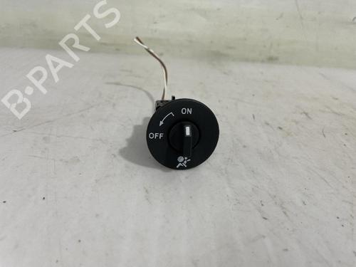 Switch RENAULT MEGANE IV Saloon 1.3 TCe 115 (LVN9) | BP31558351I30 - Image 3