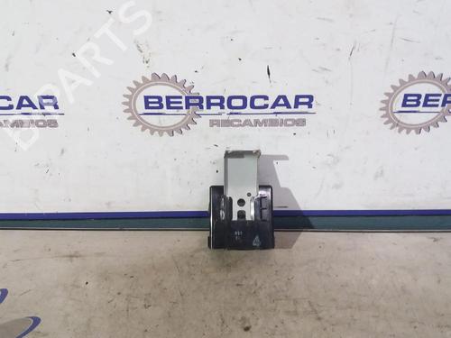 Used Electronic module Electronic module TOYOTA YARIS (_P1_) 1.0 (SCP10_, SCP10R) (65 hp) 31569527 31569527