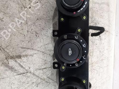 Used Climate control KIA CEE'D Hatchback (ED) 1.6 CRDi 90 (90 hp) 31566570