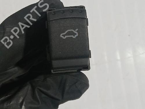 Used Switch VW PASSAT B5.5 (3B3) 1.9 TDI (130 hp) 31563266