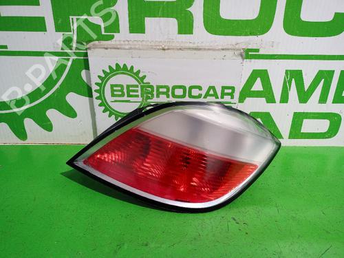 Used Right taillight Right taillight OPEL ASTRA H Saloon (A04) 1.7 CDTi (L69) (101 hp) 31554233 31554233