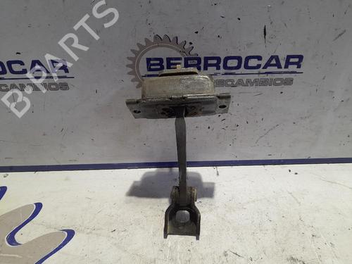 Dørhængsel/Dørbegrænser MERCEDES-BENZ A-CLASS (W168) A 140 (168.031, 168.131) (82 hp) 31570600