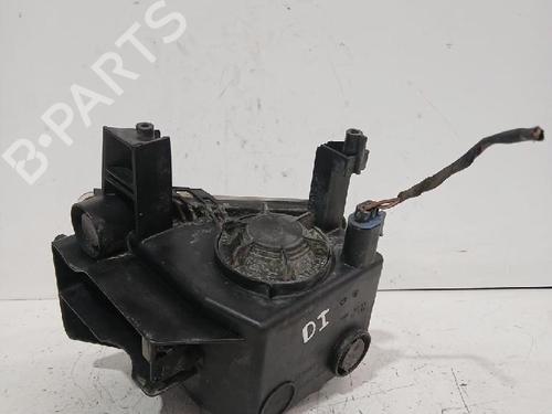 Left front fog light OPEL ASTRA H Saloon (A04) 1.7 CDTi (L69) | BP33734945C30 - Image 3