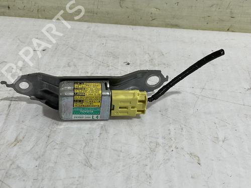 Used Electronic sensor TOYOTA PRIUS Liftback (_W2_) 1.5 Hybrid (NHW20_, NHW20R) (112 hp) 31562173