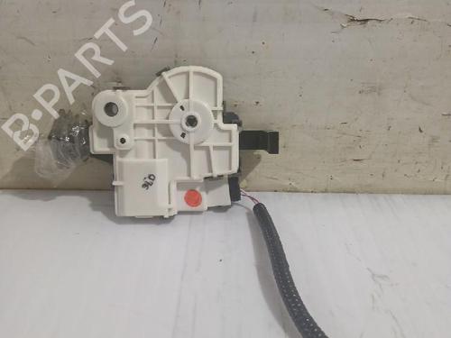 Used Fuel door actuator TOYOTA RAV 4 V (_A5_, _H5_) 2.0 (MXAA52) (175 hp) 31563938