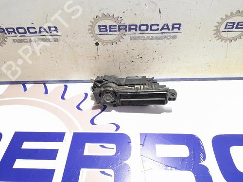 Used Tailgate handle MERCEDES-BENZ C-CLASS (W203) C 220 CDI (203.006, 203.008) (143 hp) 31539548