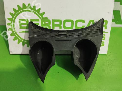 cupobject-holder-ford-focus-i-saloon-dfw-1999-2000-2001-2002-2003-2004-2005-2006-2007-2008-2009-31544138 main image