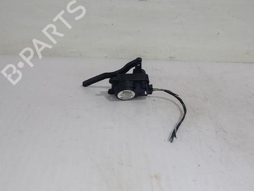 Used Electronic module Electronic module PEUGEOT 308 SW II (LC_, LJ_, LR_, LX_, L4_) 1.2 THP 110 (110 hp) 31558148 31558148