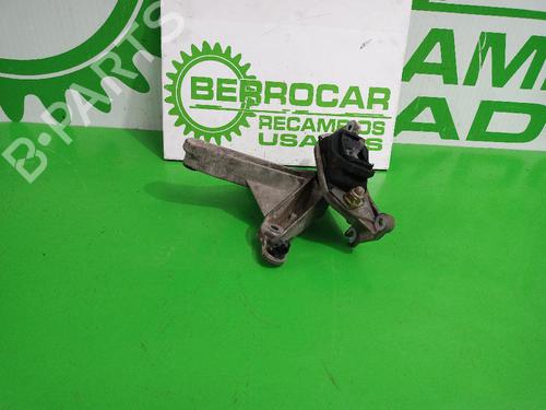 Used Engine mount Engine mount RENAULT SCÉNIC II (JM0/1_) 1.6 BiFuel (113 hp) 31544819 31544819