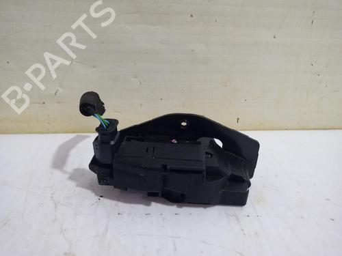 Used Tailgate lock OPEL GRANDLAND X Van 1.2 (75) (131 hp) 31559627