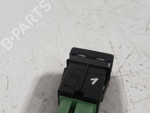 Switch SUZUKI SWIFT III (MZ, EZ) 1.3 (RS413, ZC11S) | BP32490148I30