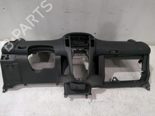 Instrumentbord TOYOTA YARIS (_P9_) 1.33 VVT-i (NSP90_, NSP90R) (100 hp) 32466200