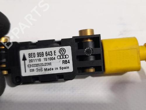 electronic-sensor-audi-a6-c5-4b2-4b4-1997-1998-1999-2000-2001-2002-2003-2004-2005-31542834 main image