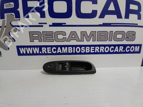 Mando elevalunas delantera derecho RENAULT CLIO II (BB_, CB_) [1998-2016]  31673725
