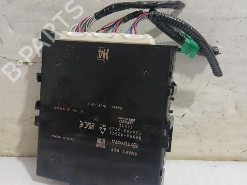 Used Electronic module Electronic module TOYOTA RAV 4 V (_A5_, _H5_) 2.0 (MXAA52) (175 hp) 31563943 31563943