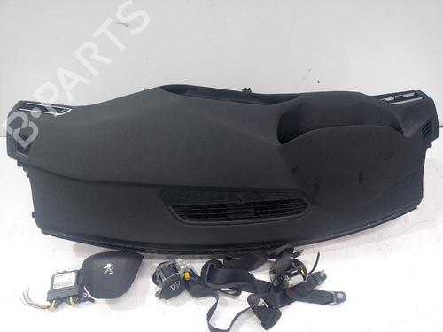 Used Airbag Kit PEUGEOT 308 SW II (LC_, LJ_, LR_, LX_, L4_) 1.2 THP 110 (110 hp) 31558119