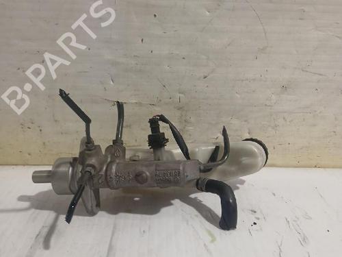 Brake master cylinder TOYOTA COROLLA Verso (ZER_, ZZE12_, R1_) 2.2 D-4D (AUR10_, AUR10R) | BP31563740M77 