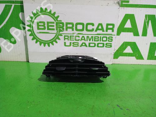 Used Air vent PEUGEOT 2008 I (CU_) [2013-2026]  31676985