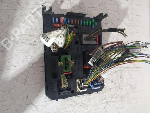 Used Fuse box Fuse box CITROËN C4 Grand Picasso I (UA_) 1.6 HDi (109 hp) 31565557 31565557