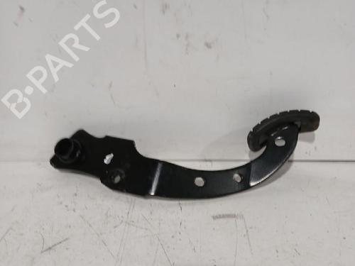 Used Break pedal Break pedal RENAULT CLIO II (BB_, CB_) 1.2 (BB0A, BB0F, BB10, BB1K, BB28, BB2D, BB2H, CB0A,... (58 hp) 32465635 32465635